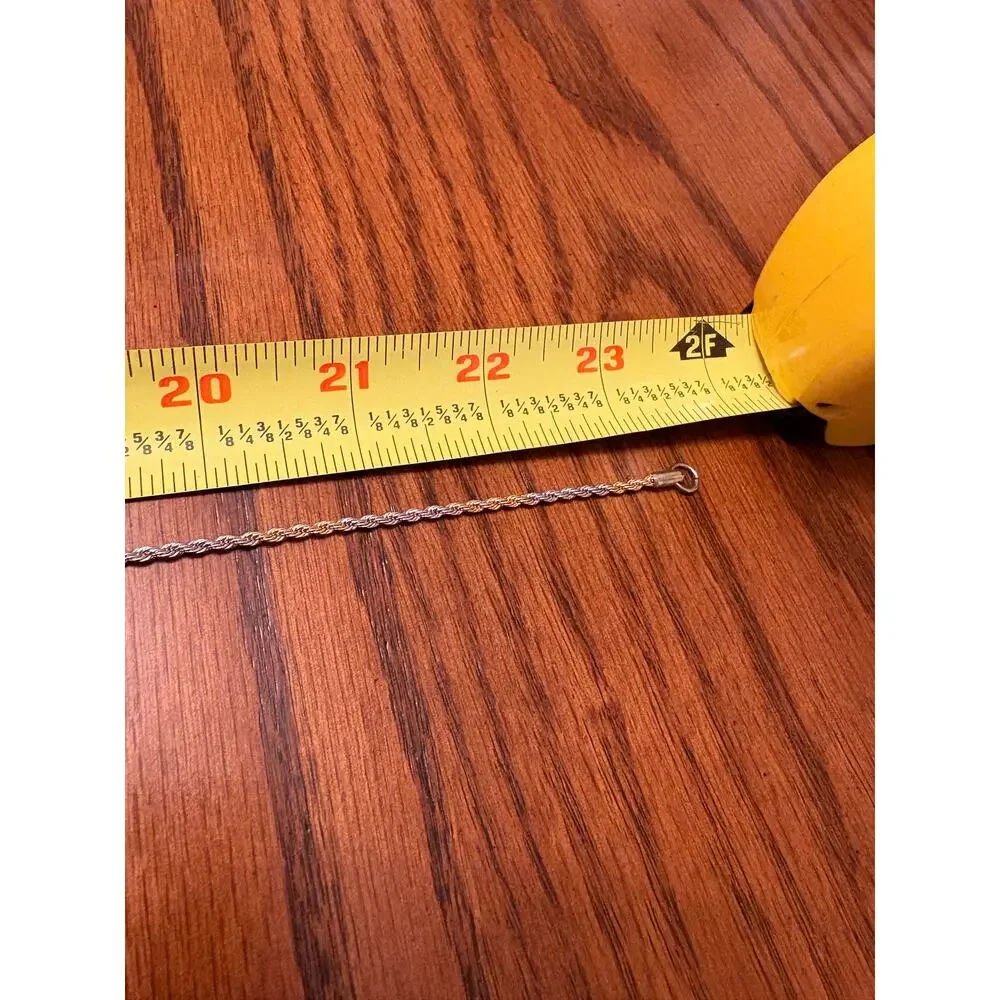 23" Helix Chain w/ Alternating Gold and Silver Tones - Picture 3 of 4